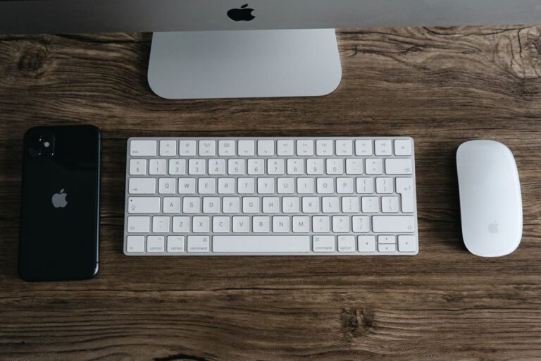 How to Connect a Wireless Keyboard