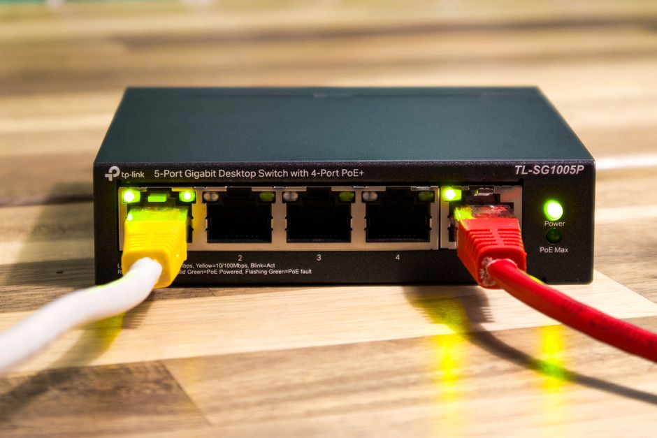 Choose Between WiFi and a Wired Connection