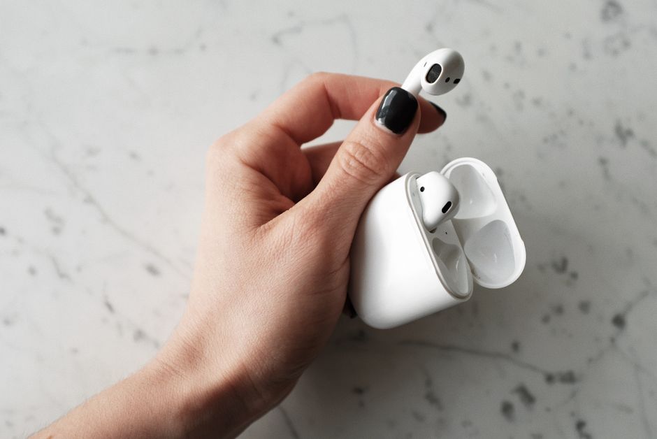 How to Fix AirPods Only Playing in One Ear
